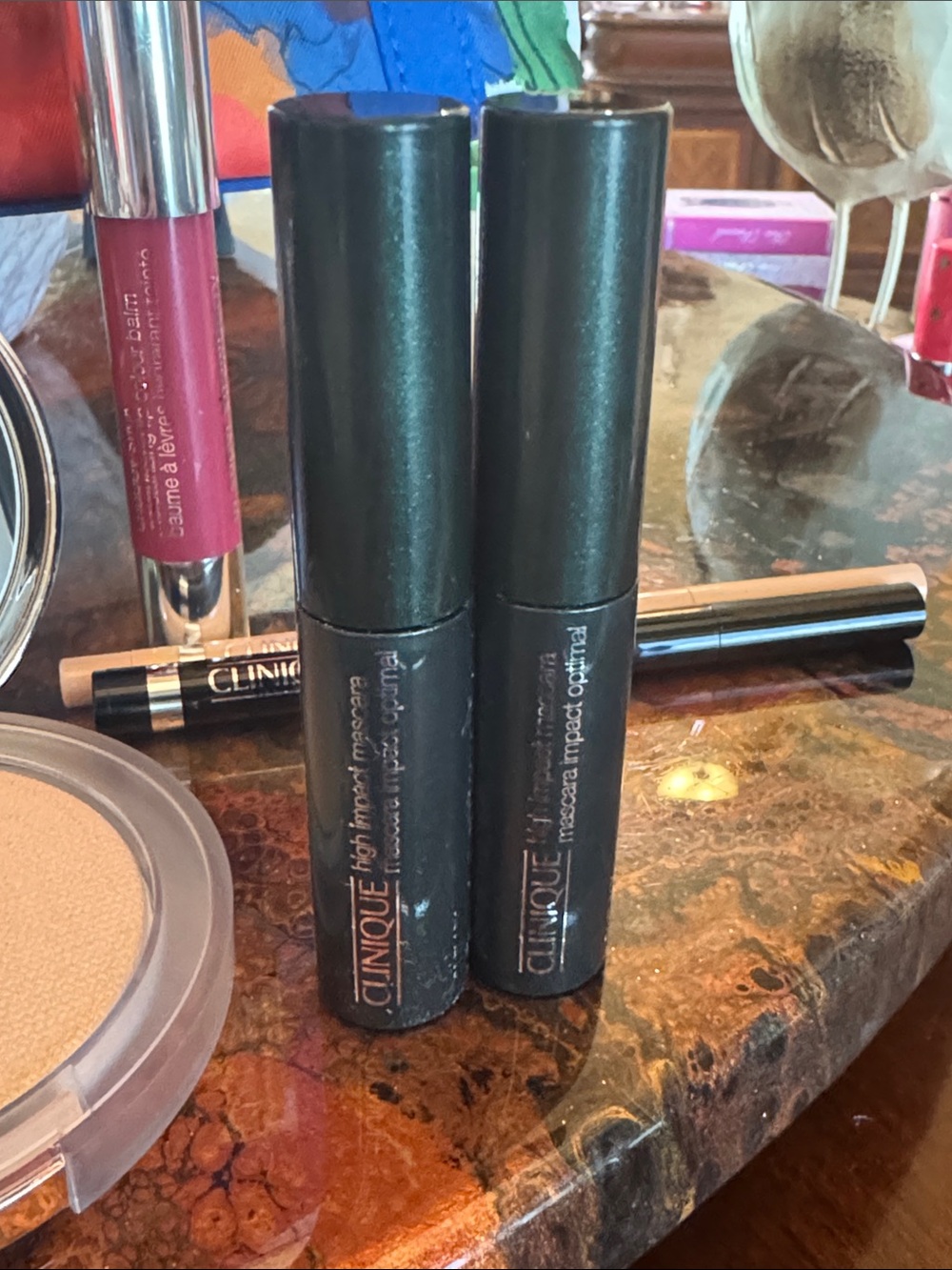 Clinique 11 Piece Makeup Set - Picture 6 of 12